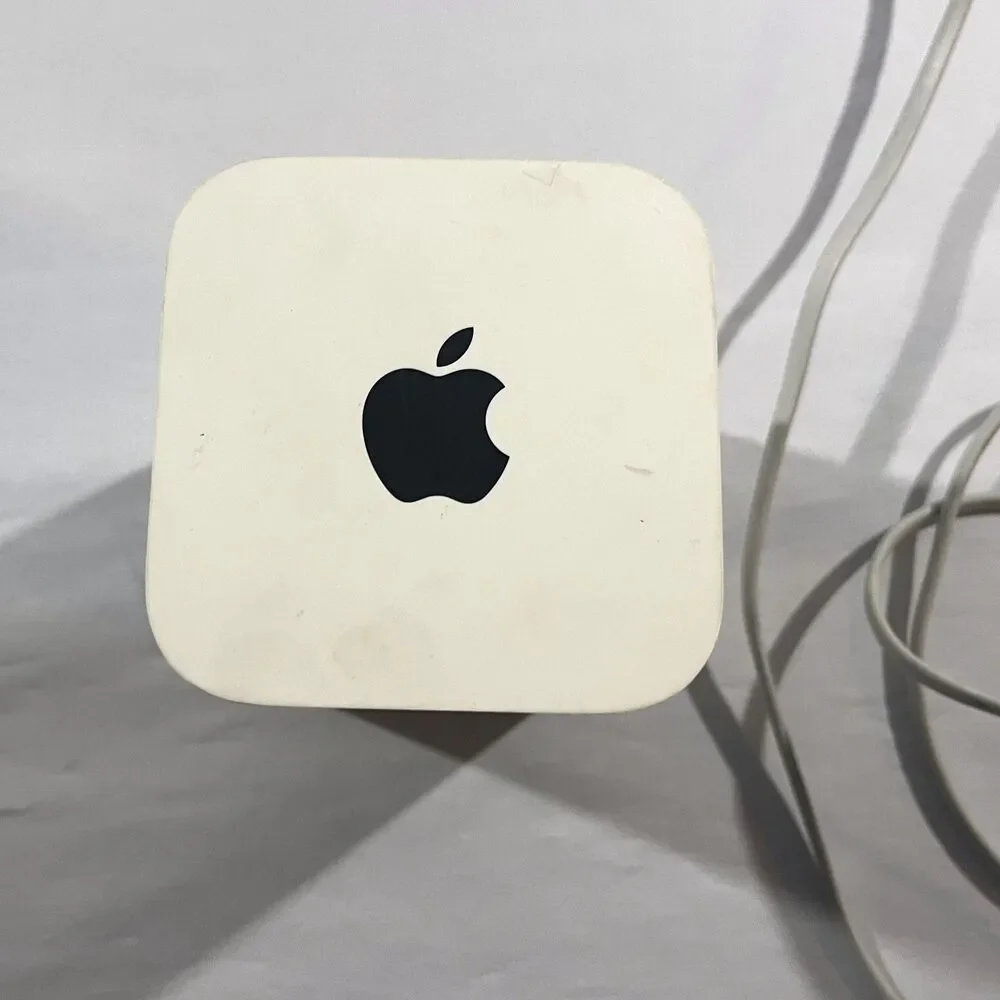 Apple Airport Extreme Model A1521 Base Station Only Wireless Router 6th Gen